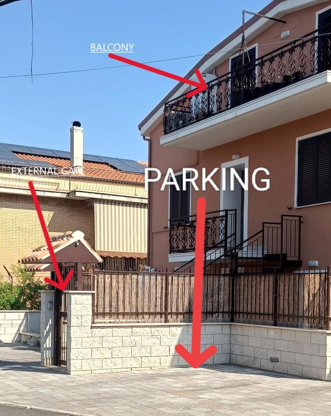 La Mansarda Di Andrew Villa Ciampino Buitenkant foto